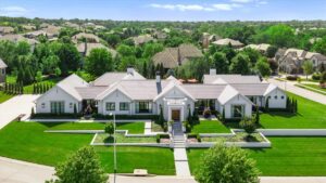 Front view of custom build luxury home in Overland Park KS